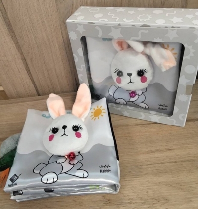 کتاب پارچه ای جعبه ای-حیوانات مزرعه (همراه زنگوله)